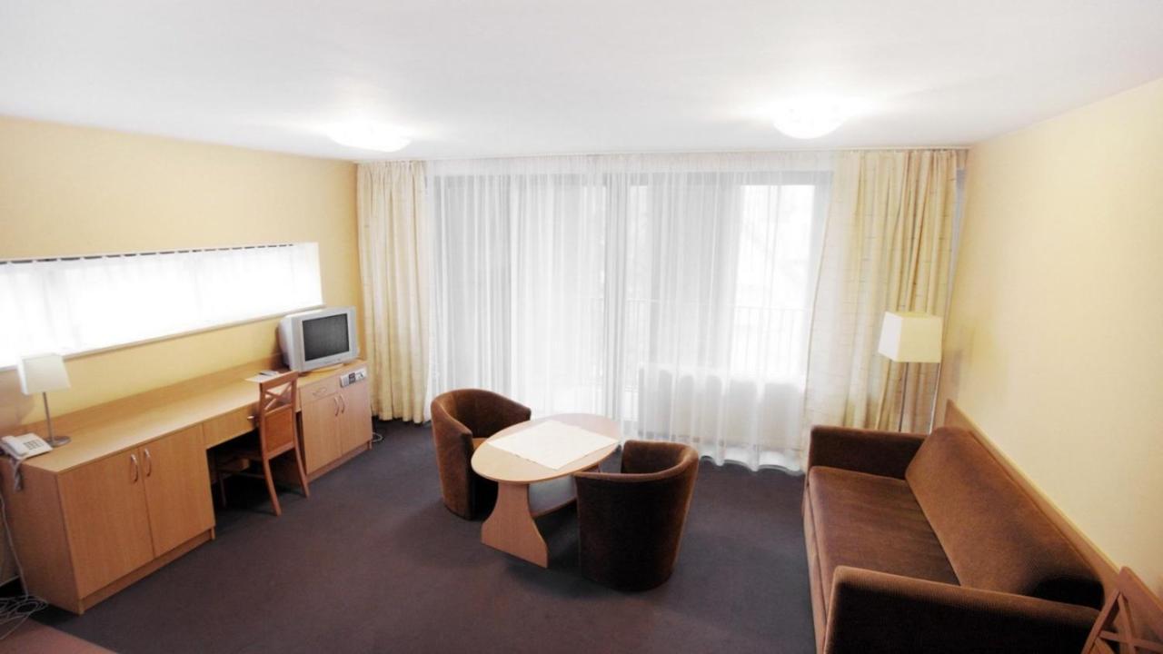 Apartamenty Jesienna Rezydencja Nałęczów Kültér fotó